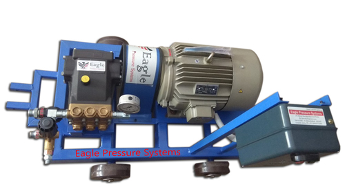Triplex High Pressure Plunger Pump - Color: Blue